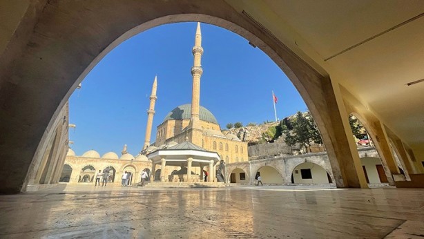 Foto - Rakamlar belli oldu! Türkiye'de en çok cami o ilimizde var