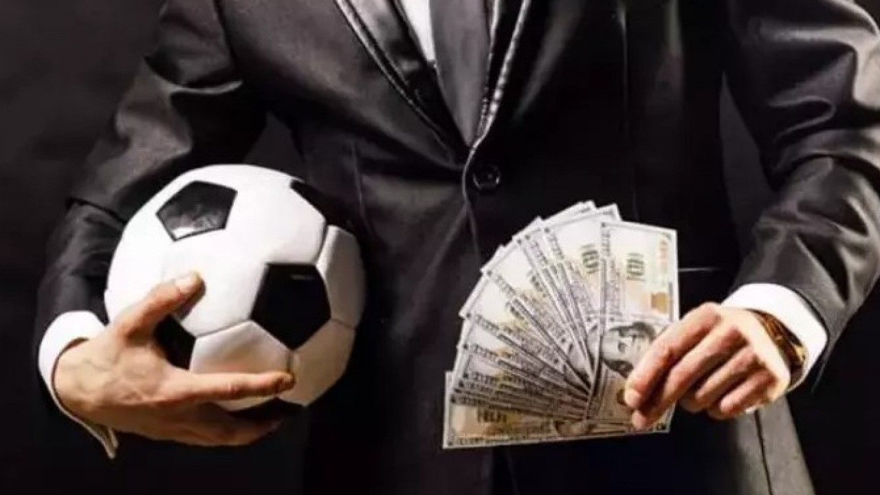 Rakamlar dudak uçuklatıyor! İşte Türk futbol tarihinin en fazla bonservis ödenen 11 futbolcusu