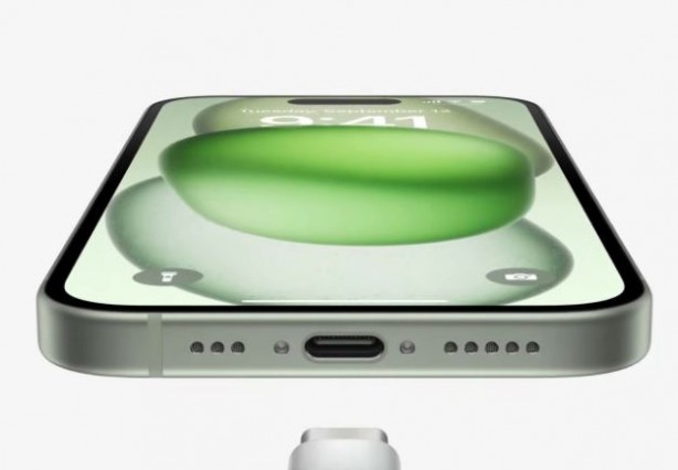 Foto - Rakipleri Apple ile dalga geçti