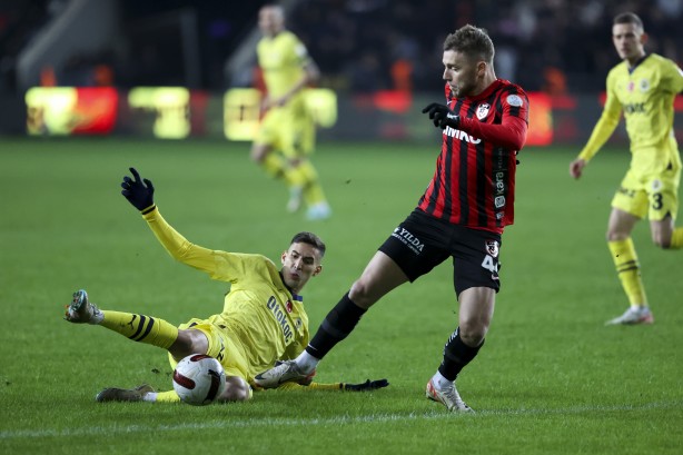 Foto - Rakipleri kahrolacak! Bu hamle resmen çıldırtır! Yılın transferi bitmek üzere…