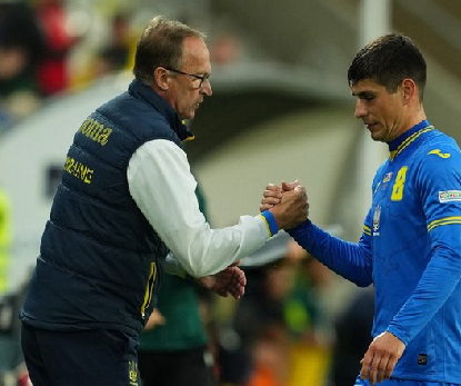 Foto - Rakipleri Mersin'e, Beşiktaş tersine gidiyor! Bu anlaşma öyle böyle değil! Kritik bilgiyi ilk kez paylaştı