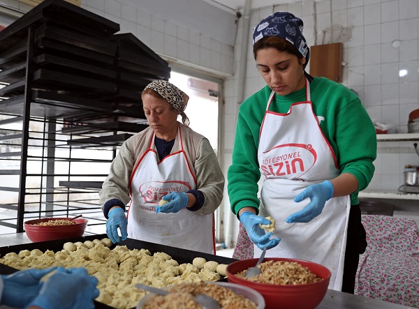 Foto - Ramazan ayının olmazsa olmazı, kadınlara gelir kapısı oldu