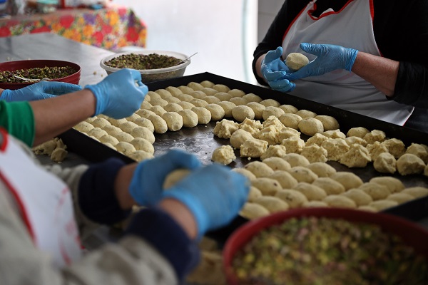 Foto - Ramazan ayının olmazsa olmazı, kadınlara gelir kapısı oldu