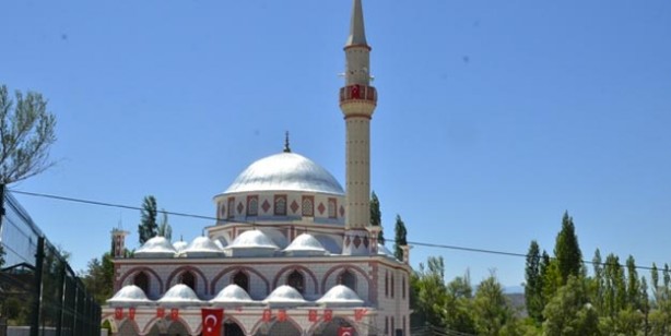 Ramazan Bayramı camilerde mi kılınacak? Camiler açılacak mı, camiler ne zaman açılacak son dakika 