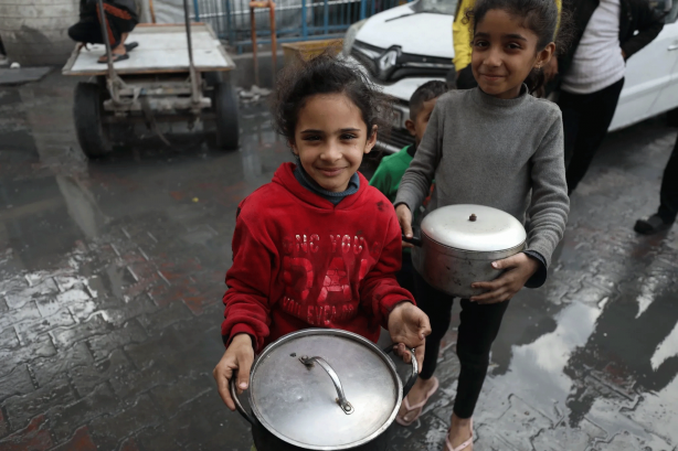 Foto - Ramazan Gazze’de ölüm ayı oldu! Dünya böyle bir soykırım görmedi: Çocuklar artık açlıktan yürüyemiyor