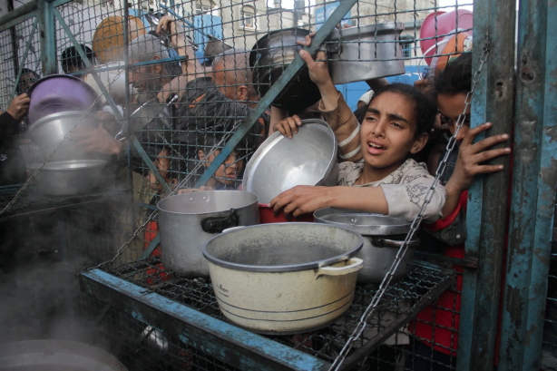 Foto - Ramazan Gazze’de ölüm ayı oldu! Dünya böyle bir soykırım görmedi: Çocuklar artık açlıktan yürüyemiyor