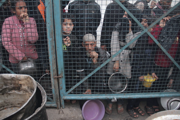 Foto - Ramazan Gazze’de ölüm ayı oldu! Dünya böyle bir soykırım görmedi: Çocuklar artık açlıktan yürüyemiyor