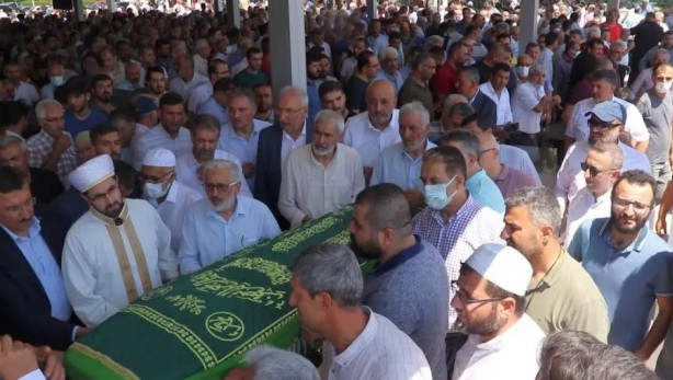 Foto - Ramazan Keskin Hoca son yolculuğuna dualarla uğurlandı