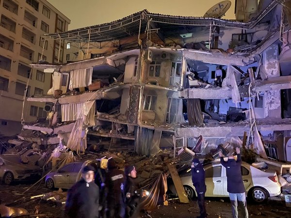 Foto - Ramazan Kurtoğlu'ndan deprem sonrası şok eden işgal uyarısı: Onlar bölgeye sokulmamalı
