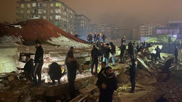 Foto - Ramazan Kurtoğlu'ndan deprem sonrası şok eden işgal uyarısı: Onlar bölgeye sokulmamalı