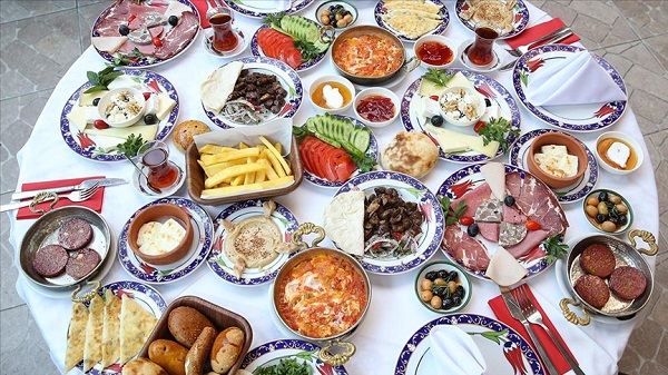 Foto - Ramazanda bu hataları yapmayın! İftar sonrası çok çay tüketenler dikkat!