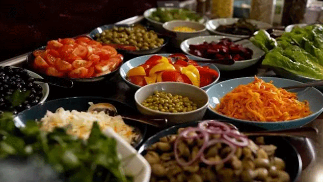 İftar ve sahur sofrasında asla olmamalı: Ramazan'da bu besinlerden uzak durun!