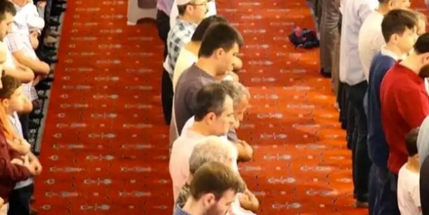 Foto - Ramazanda vitir namazı cemaatle mi kılınır? Evde teravih kılan vitir namazını nasıl kılar?