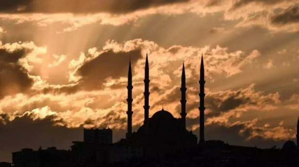 Foto - Ramazan’ın ilk günü camiler doldu taştı