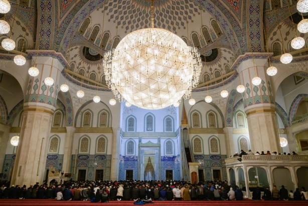 Foto - Ramazan’ın ilk günü camiler doldu taştı