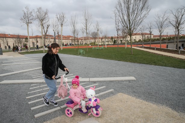 Foto - Rami Kütüphanesi 600 binden fazla kitapseveri ağırladı