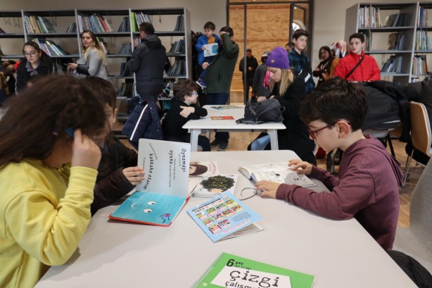 Foto - Rami Kütüphanesi’ne ziyaretçi akını