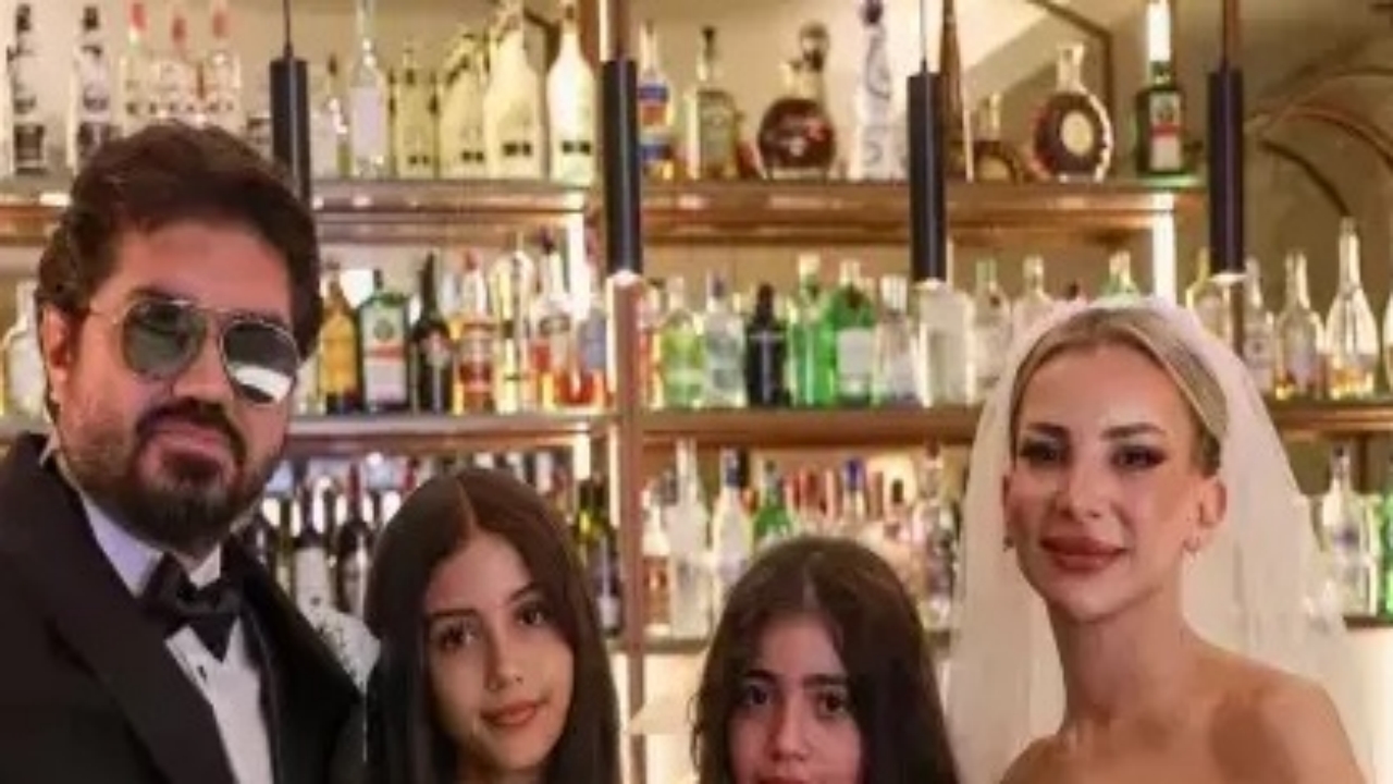 Foto - Rasim Ozan Kütahyalı sessiz sedasız evlendi! Kendisinden 20 yaş küçük eşi bakın kim çıktı