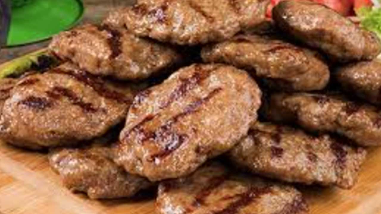 Foto - Rasim Ozan Kütahyalı'dan Köfteci Yusuf ile ilgili olay açıklama: Ortalık yıkılıyor