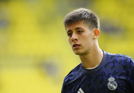 Foto - Real Madrid her şeyi açıkladı: Arda Güler gelişmesi şok edecek! Kulüp tarihi yeniden yazılacak…