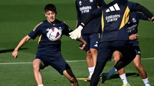 Foto - Real Madrid'de Ancelotti’den skandal Arda Güler kararı! Bunu niye yapıyorsun ki…