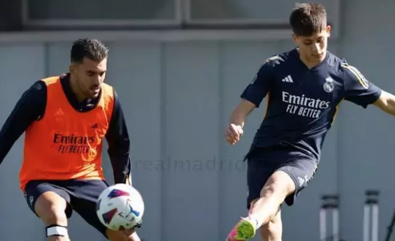 Foto - Real Madrid'de Ancelotti’den skandal Arda Güler kararı! Bunu niye yapıyorsun ki…