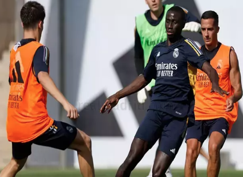 Foto - Real Madrid'de Arda Güler bombası! Ancelotti kararını verdi... Arda füze gibi fırlayacak...