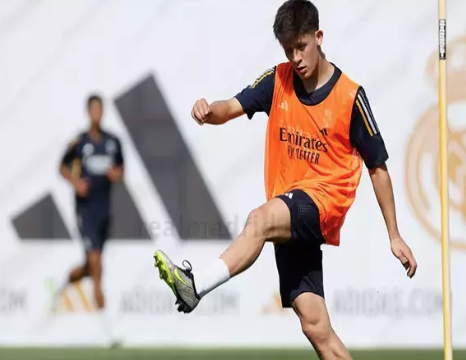 Foto - Real Madrid'de Arda Güler bombası! Ancelotti kararını verdi... Arda füze gibi fırlayacak...