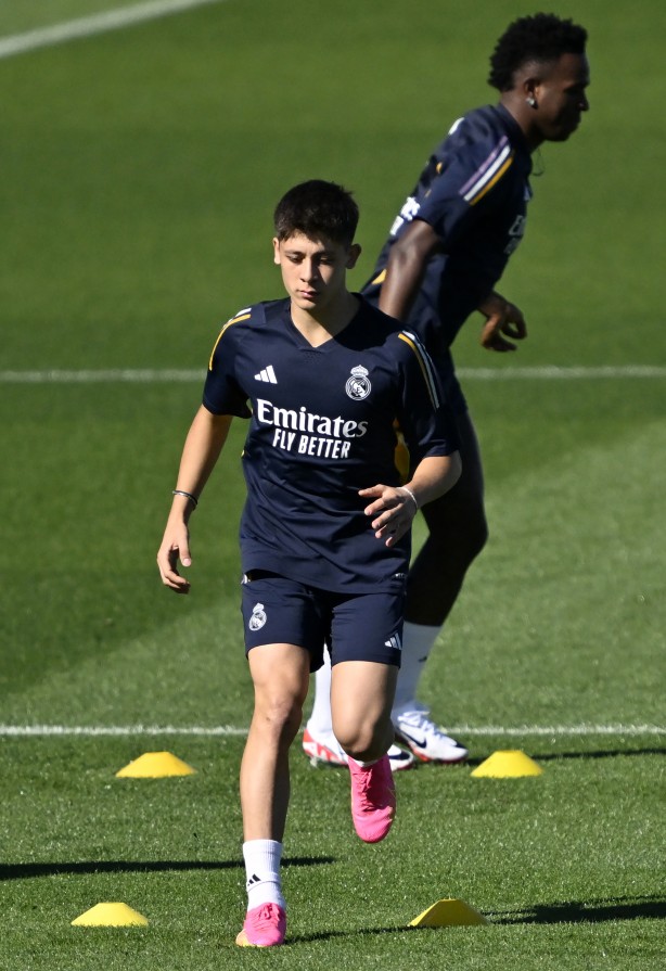 Foto - Real Madrid'de Arda Güler kararı! Ancelotti bile şaştı, doktorlar 'sakın' dedi ve açıkladı