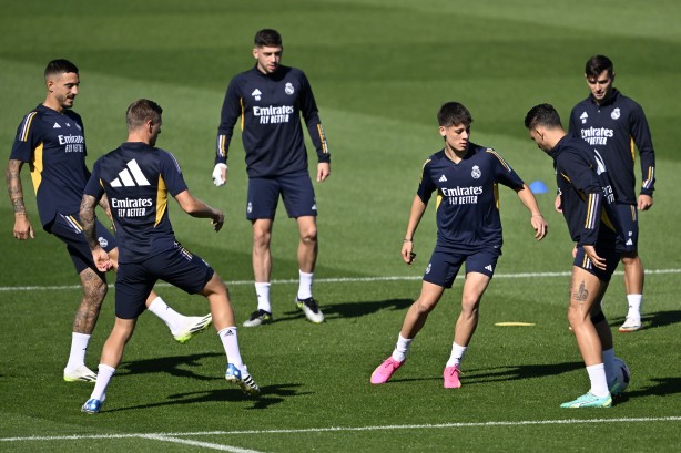 Foto - Real Madrid'de Arda Güler kararı! Ancelotti bile şaştı, doktorlar 'sakın' dedi ve açıkladı