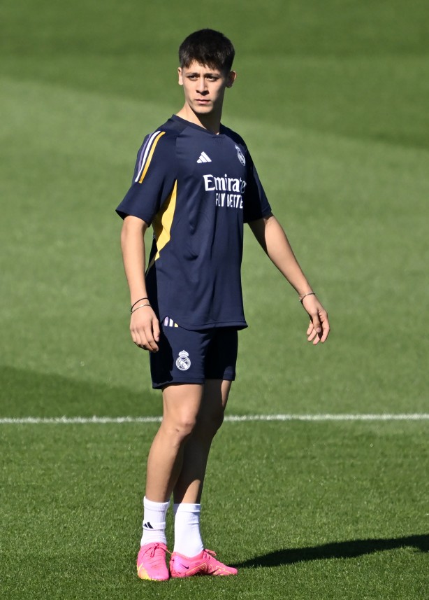 Foto - Real Madrid'de Arda Güler kararı! Ancelotti bile şaştı, doktorlar 'sakın' dedi ve açıkladı