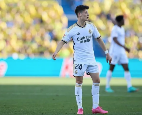 Foto - Real Madrid’de şok eden gelişme! Madrid’in başına bir şans kuşu: Mevzuya el kondu: Madrid’e kilitlendi! Her şeyi sil baştan değiştirebilir