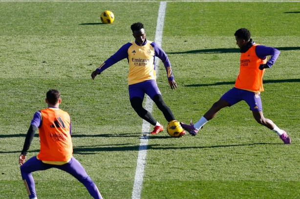 Foto - Real Madrid'in istekleri bitmiyor! Arda Güler'den öyle bir şey istediler ki... Flaş karar…