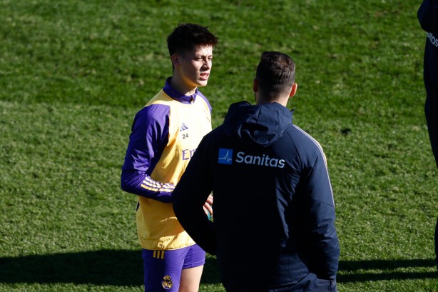 Foto - Real Madrid'in istekleri bitmiyor! Arda Güler'den öyle bir şey istediler ki... Flaş karar…