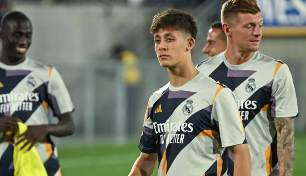 Foto - Real Madrid'in yıldızı Arda Güler günler sonra beklenmedik bir isimle ortaya çıktı! Şaşırtan karar...