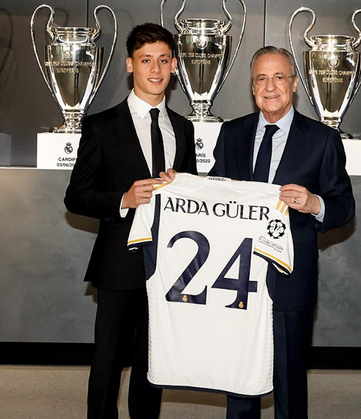 Foto - Real Madrid'in yıldızı Arda Güler günler sonra beklenmedik bir isimle ortaya çıktı! Şaşırtan karar...