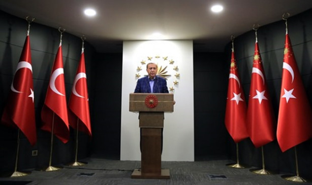 Foto - Referandumun kabul edilmesiyle üç düzenleme yürürlüğe girecek