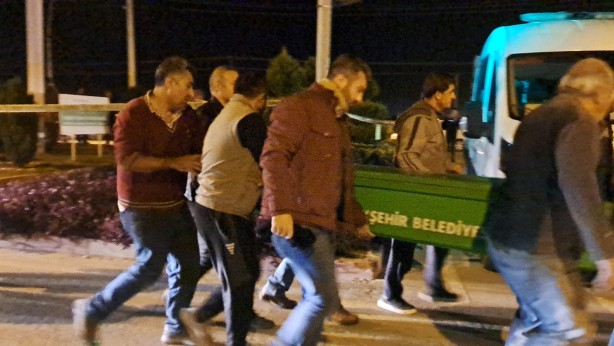 Foto - Refüjde korkunç manzara! Ceset bulundu