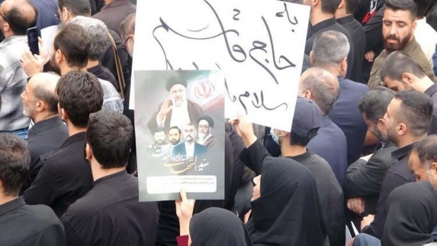 Foto - Reisi için Tahran'da cenaze töreni! Dikkat çeken detaylar ortaya çıktı