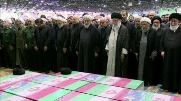 Foto - Reisi için Tahran'da cenaze töreni! Dikkat çeken detaylar ortaya çıktı