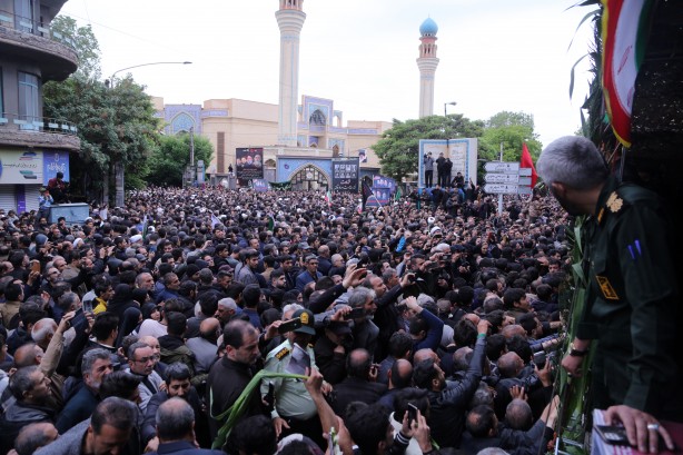 Foto - Reisi'nin cenazesine Türkiye'den iki kişi katılacak
