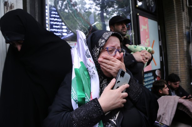 Foto - Reisi'nin cenazesine Türkiye'den iki kişi katılacak