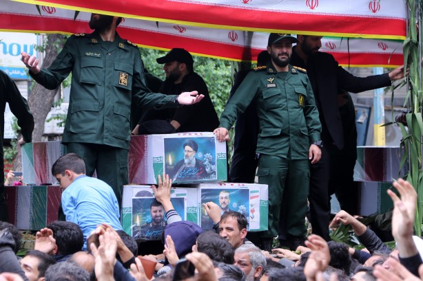 Foto - Reisi'nin cenazesine Türkiye'den iki kişi katılacak