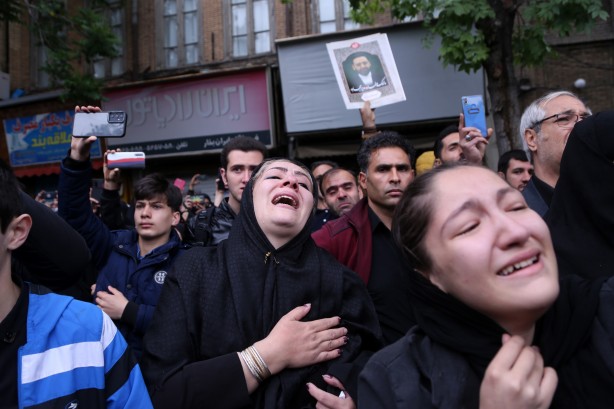Foto - Reisi'nin cenazesine Türkiye'den iki kişi katılacak