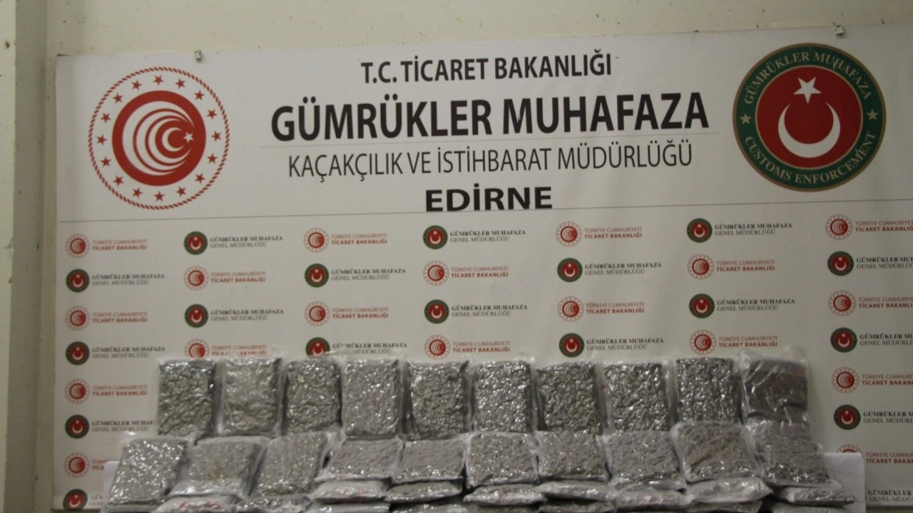 Foto - Rekor Operasyon! Gümrüklerde 4 Milyar 385 Liralık Uyuşturucu Yakalandı