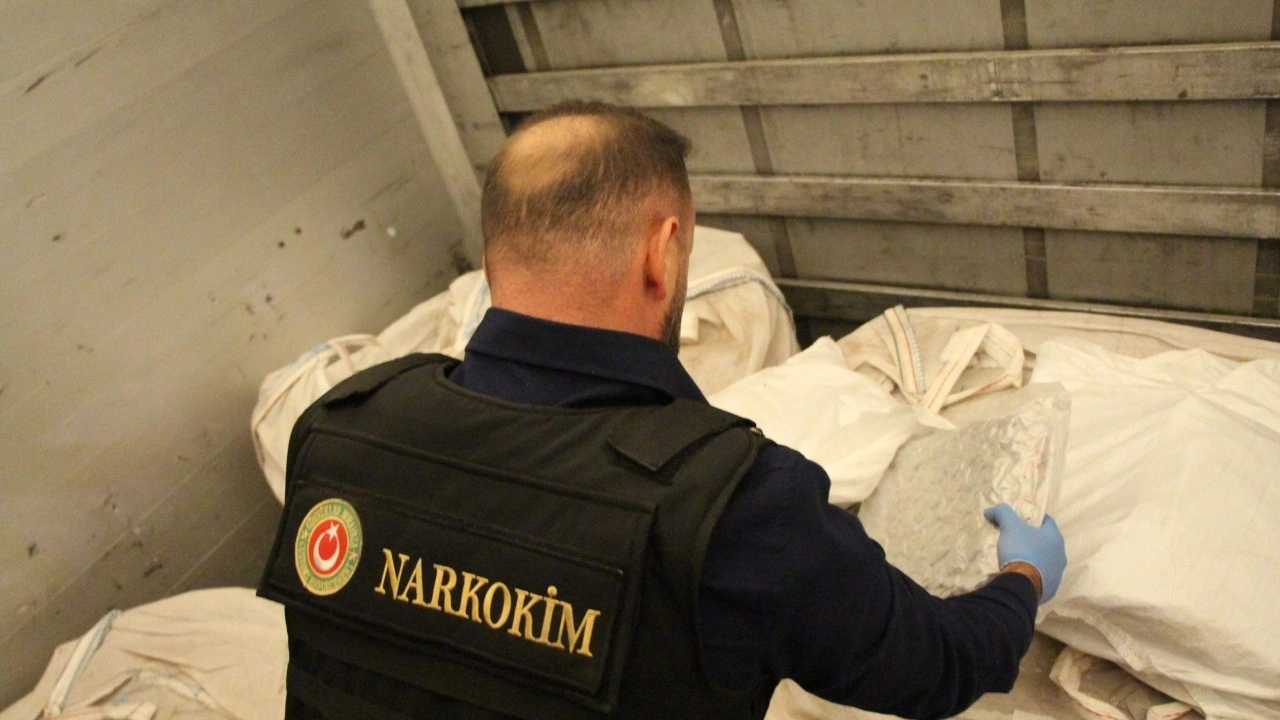 Foto - Rekor Operasyon! Gümrüklerde 4 Milyar 385 Liralık Uyuşturucu Yakalandı