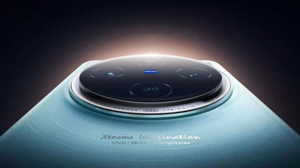 Foto - Rekora doymayan o telefon sektörde çığır açıyor! Teknolojisiyle şaşırtıyor!