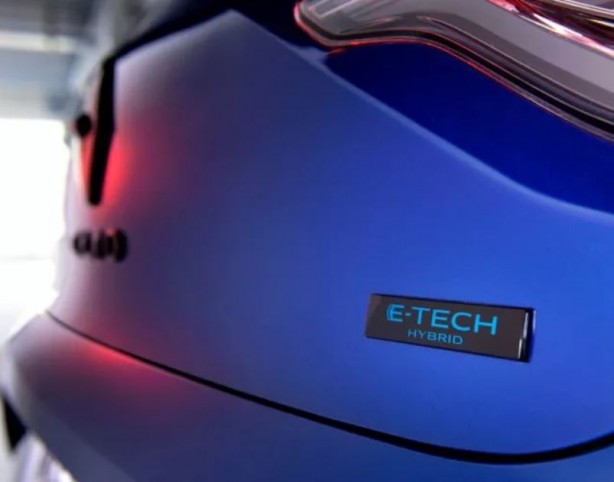 Foto - Renault Clio ortaya çıktı! Türkiye'de üretilecek