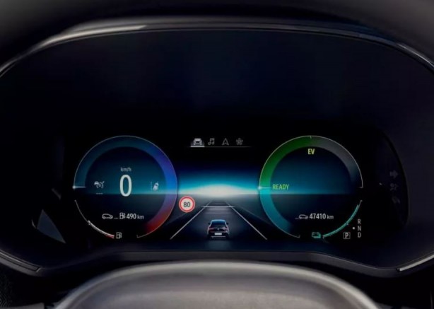 Renault Clio ortaya çıktı! Türkiye'de üretilecek