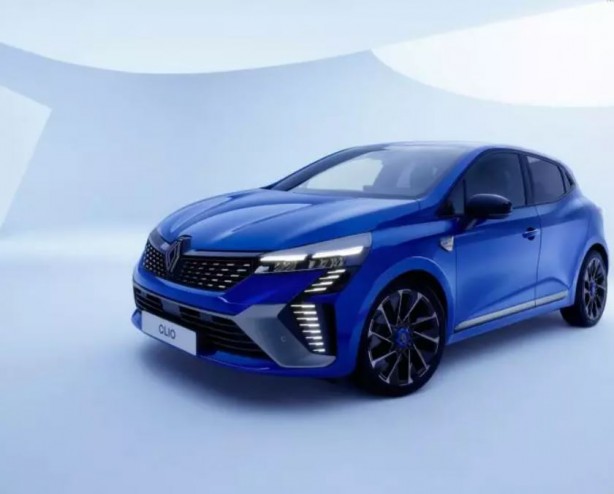 Foto - Renault Clio ortaya çıktı! Türkiye'de üretilecek